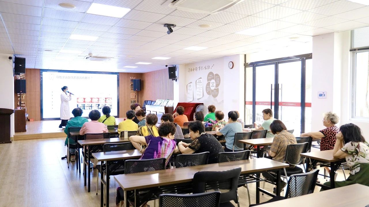 护健康口腔，助全身健康 |温州口腔医院联合松台街道桂柑社区开展口腔义诊活动