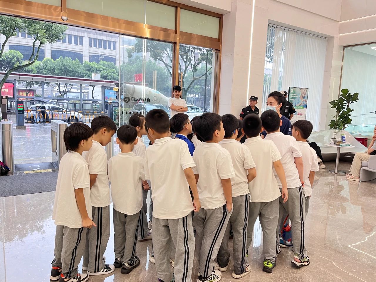趣味探索 呵护成长|黄龙第一小学小小牙医职业体验活动